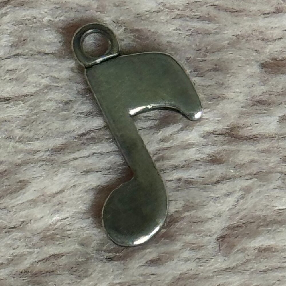 🎵 Retired James Avery Sterling Silver Music Note Charm 🎵